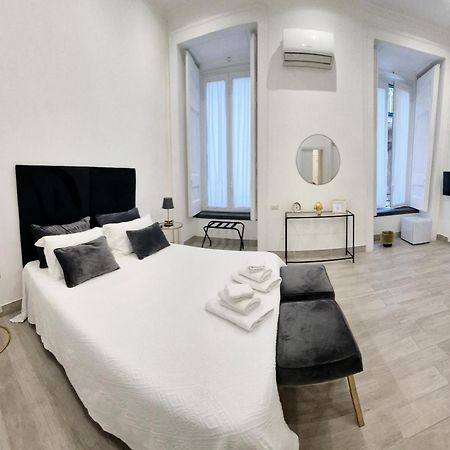 Maison Marinella Boutique Room Неаполь Экстерьер фото